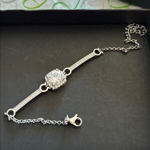 Elegant Silver Bracelet with Crystal Accents